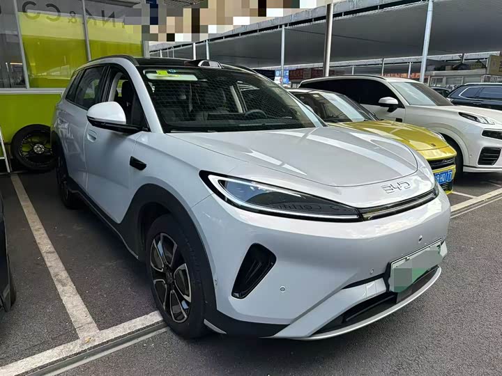 BYD Sea Lion 05 DM-i Hybrid, 2026 — фото 3 из 9