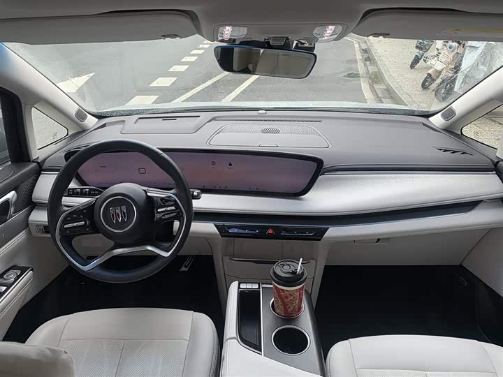 Buick GL8 Hybrid, 2024 — фото 6 из 9