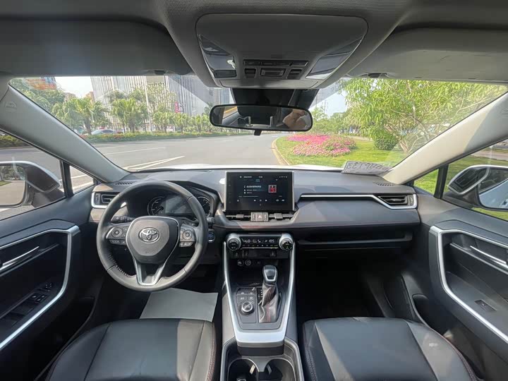 Toyota Wildlander Hybrid, 2021 — фото 7 из 9
