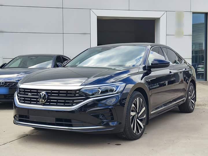 Volkswagen Passat, 2023 — купить в Калуге под ключ