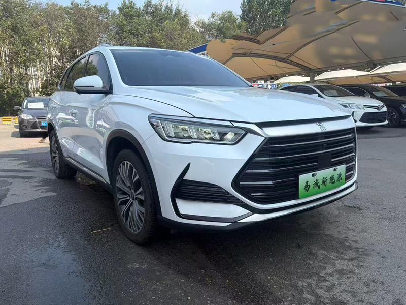 BYD Song Pro Hybrid, 2023 — фото 3 из 12