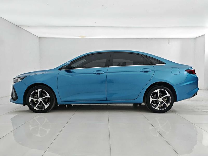 Geely Emgrand L, 2023 — фото 4 из 12