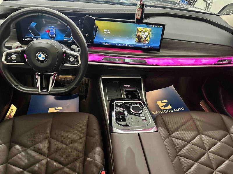 BMW 7 Series, 2024 — фото 7 из 12