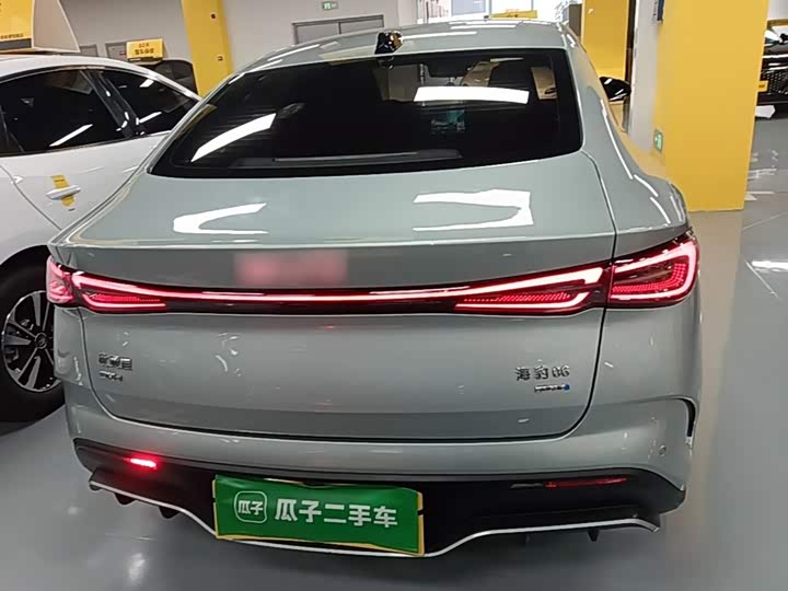 BYD Seal 06 Hybrid/EV, 2025 — фото 6 из 9