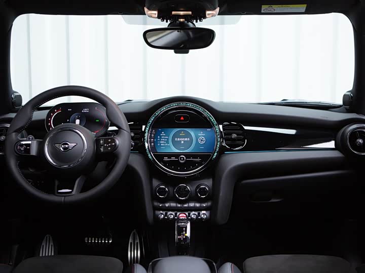 Mini Mini JCW, 2022 — фото 7 из 9