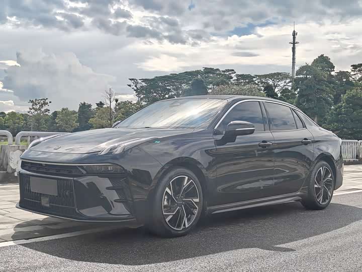 Lynk & Co 03, 2024 — купить в Кирове под ключ