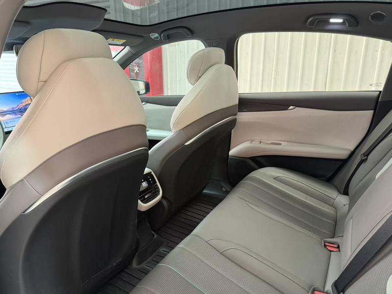 Changan Deepal L07, 2024 — фото 8 из 9