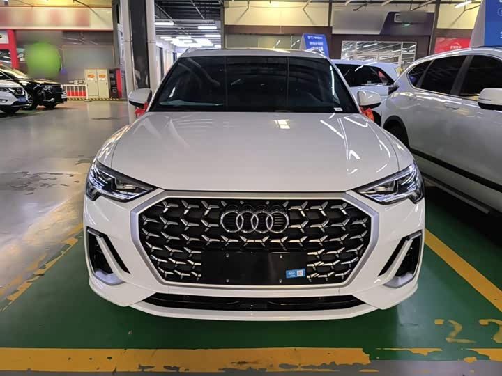 Audi Q3, 2025 — фото 3 из 9