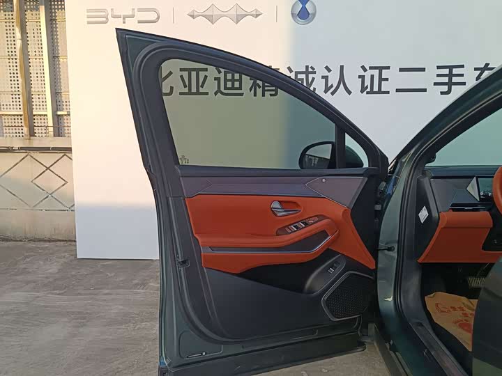 BYD Tang L, 2025 — фото 7 из 9
