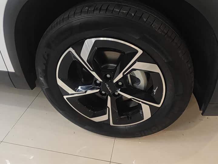 Dongfeng Aeolus L7, 2025 — фото 6 из 9