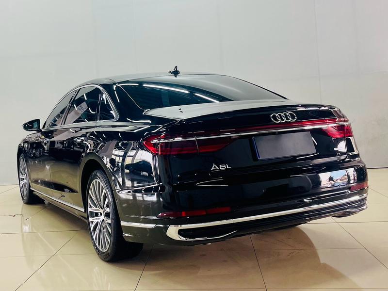 Audi A8, 2024 — фото 5 из 12
