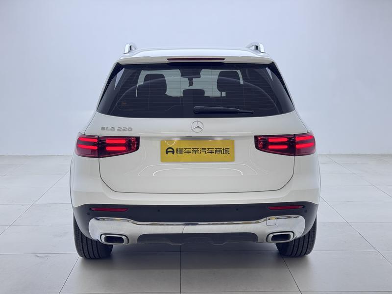 Mercedes-Benz GLB-Class, 2024 — фото 6 из 12