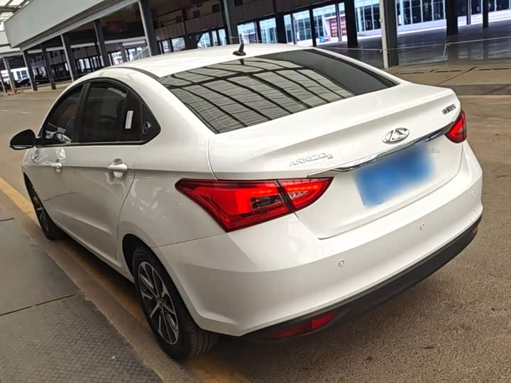 Chery Arrizo 5, 2025 — фото 5 из 9