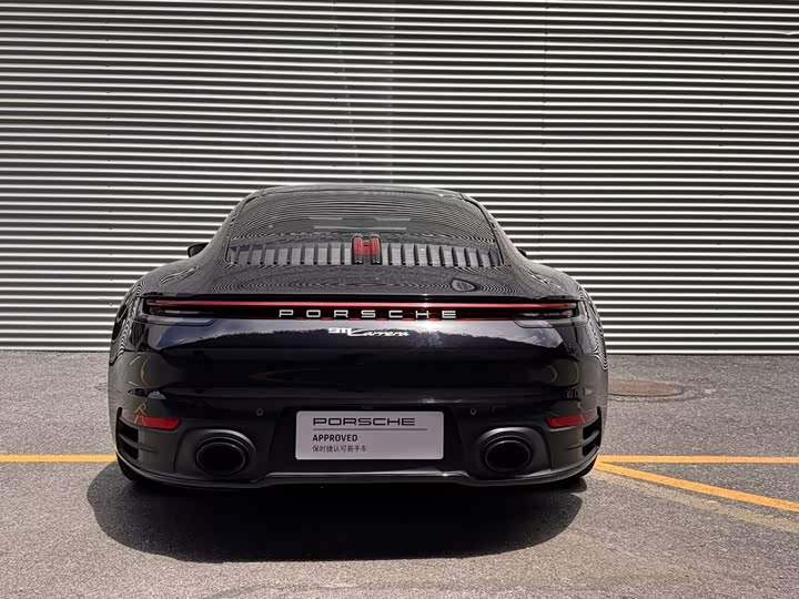 Porsche 911, 2023 — фото 5 из 9