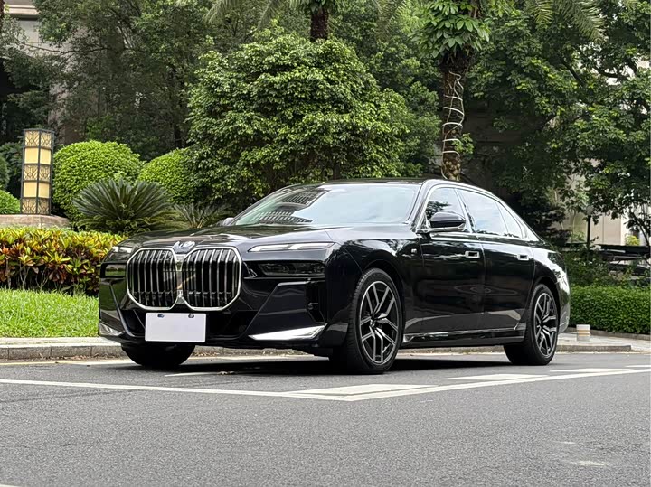 BMW 7 Series, 2024 — купить в Владимире под ключ