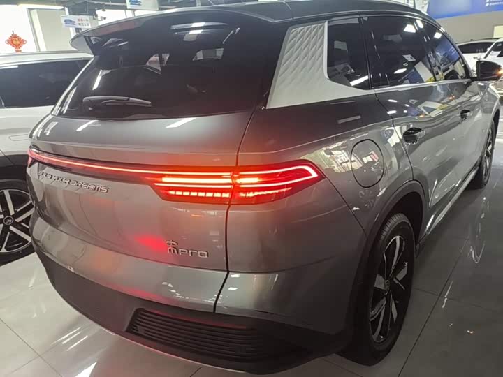BYD Song Pro Hybrid, 2023 — фото 7 из 9