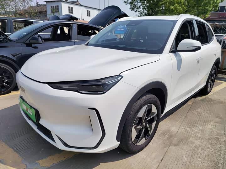 Geely Galaxy E5, 2025 — фото 2 из 9