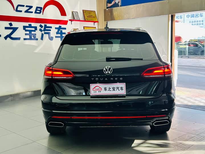 Volkswagen Touareg, 2023 — фото 6 из 9