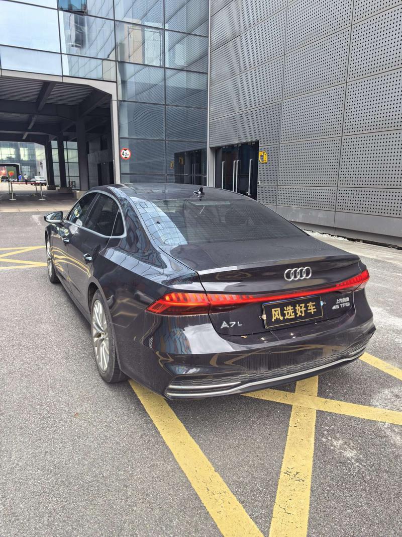 Audi A7L, 2023 — фото 4 из 9