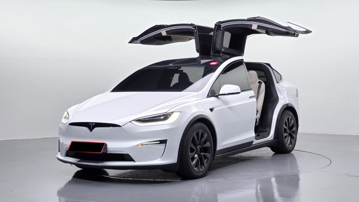 Tesla Model X, 2023 — купить в Санкт-Петербурге под ключ