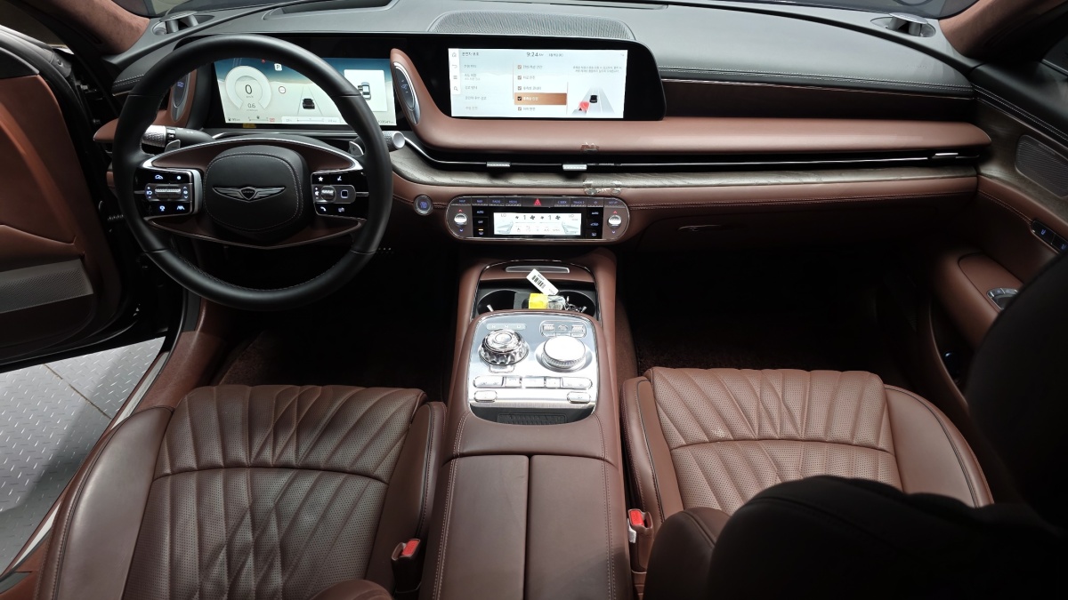 Genesis G90, 2023 — фото 7 из 12