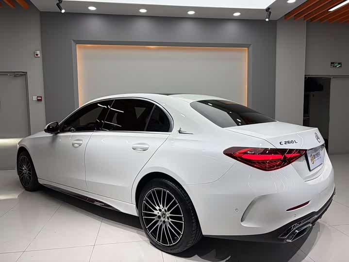 Mercedes-Benz C-Class, 2025 — фото 6 из 9