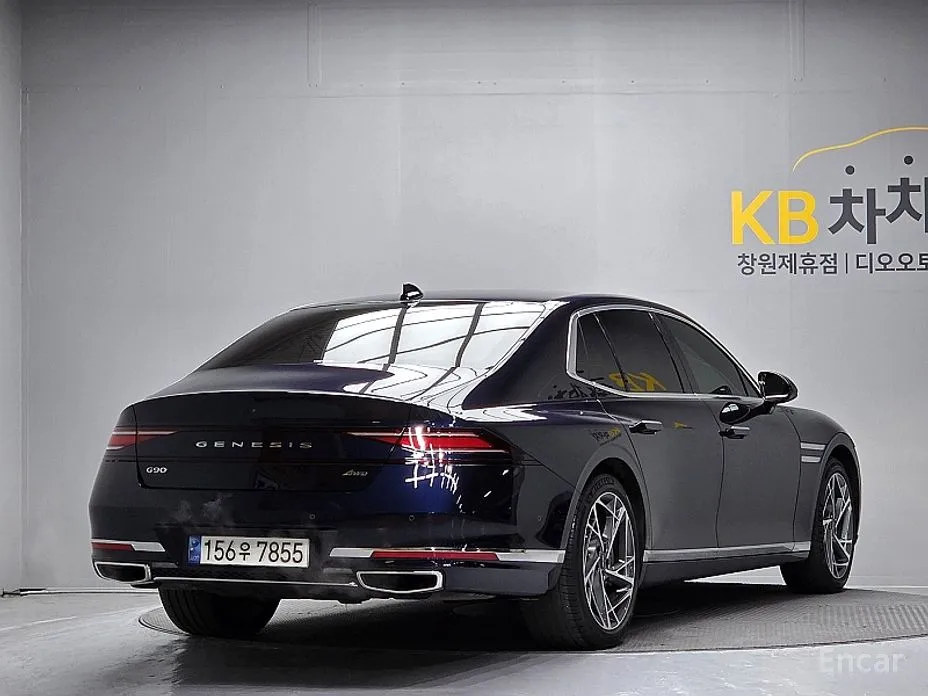 Genesis G90, 2022 — фото 2 из 12