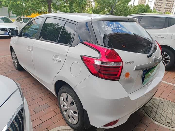 Toyota Yaris L Hatchback, 2023 — фото 5 из 9
