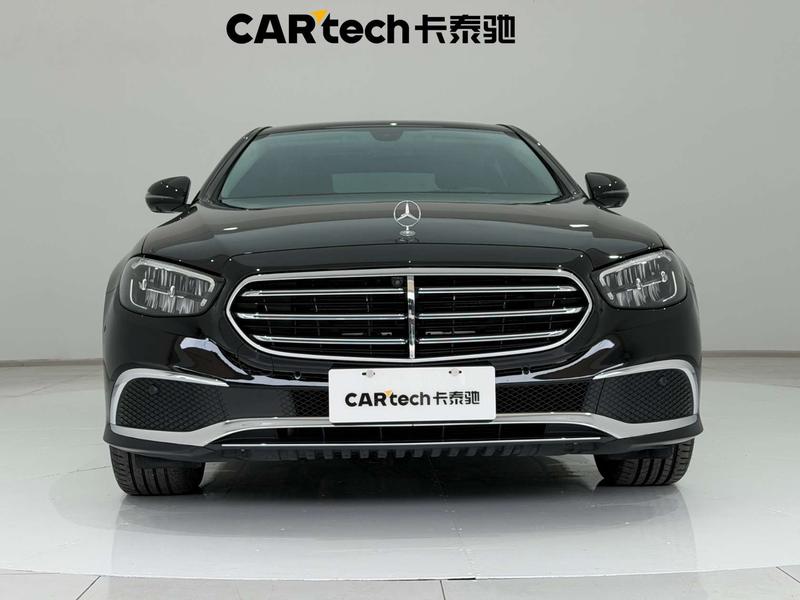 Mercedes-Benz E-Class, 2023 — фото 2 из 12