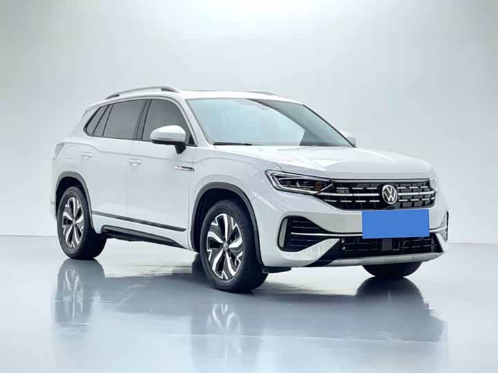 Volkswagen Tayron GTE Hybrid, 2024 — фото 3 из 9
