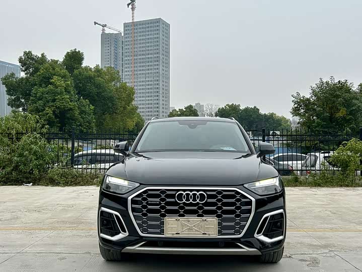 Audi Q5L, 2024 — фото 2 из 9