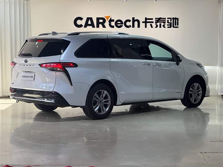 Toyota Sienna, 2021 — фото 4 из 9