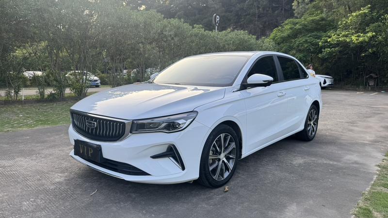 Geely Emgrand, 2023 — купить в Санкт-Петербурге под ключ