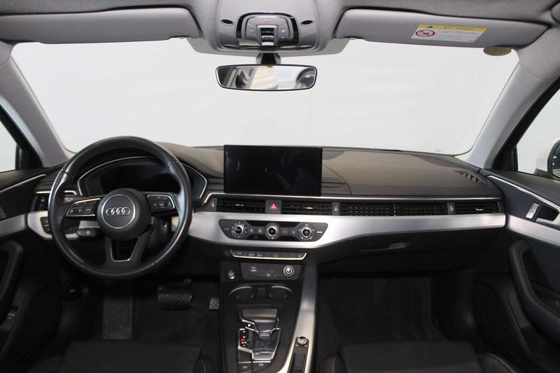Audi A4L, 2023 — фото 7 из 12
