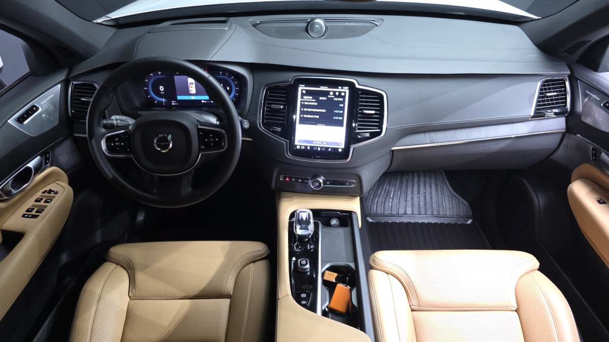 Volvo XC90, 2023 — фото 6 из 12