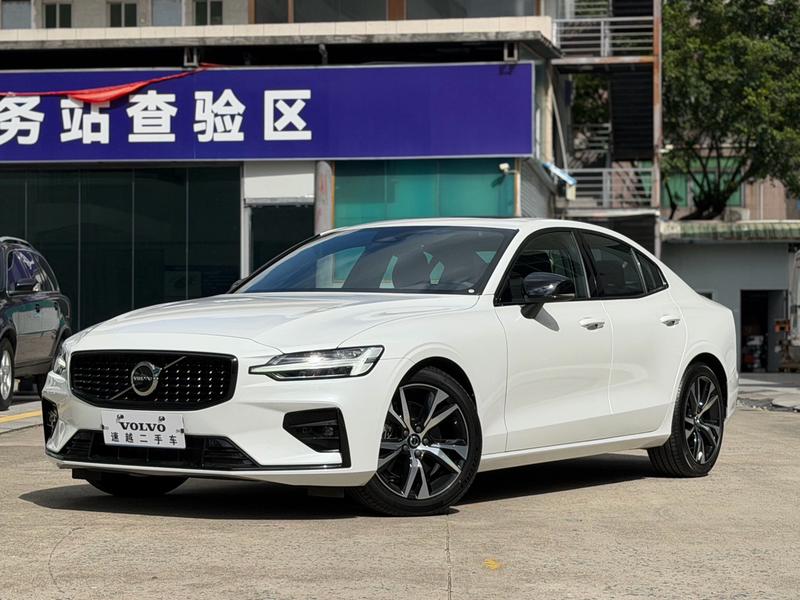 Volvo S60, 2023 — купить в Ижевске под ключ
