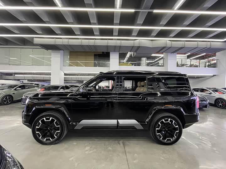 BYD FangChengBao Leopard 8, 2024 — фото 2 из 9