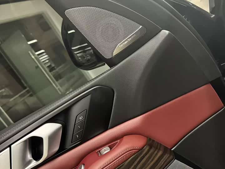 BMW X5, 2023 — фото 9 из 9