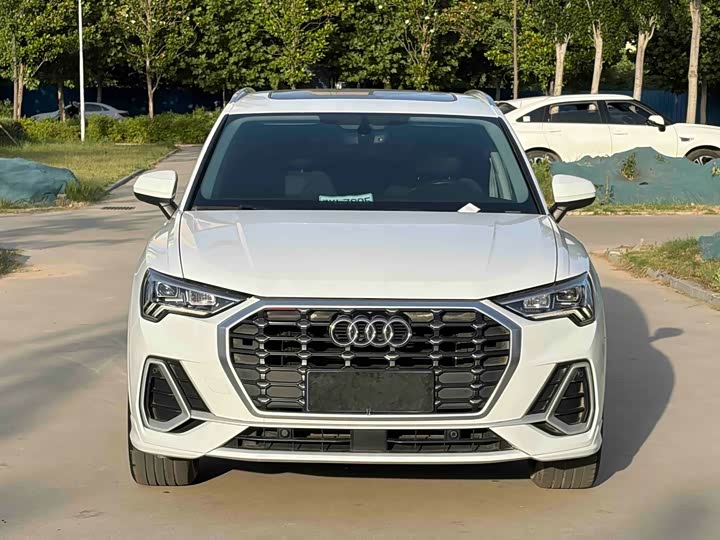 Audi Q3, 2022 — фото 2 из 9