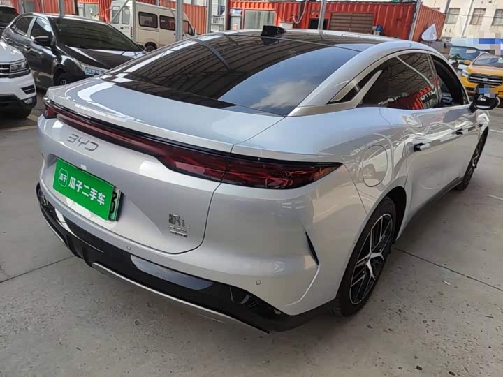 BYD Han L, 2025 — фото 7 из 9