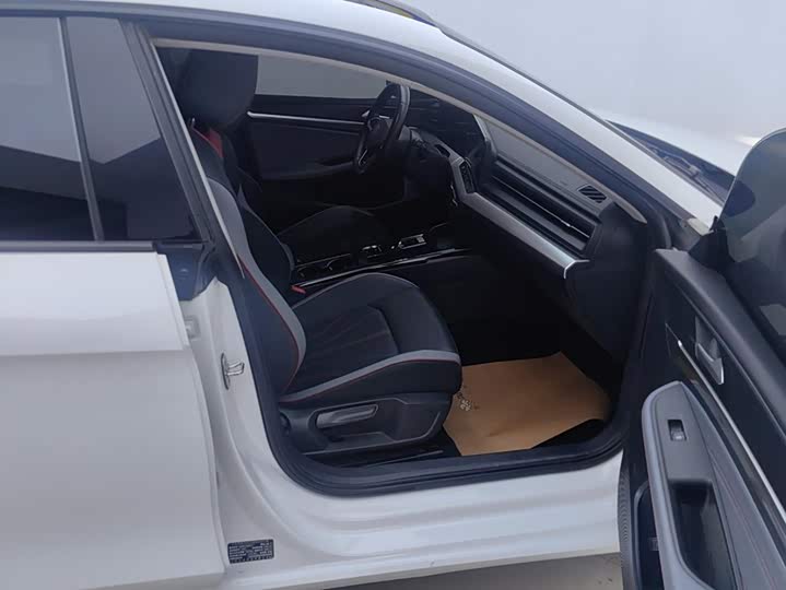 Volkswagen Lamando L, 2022 — фото 8 из 9
