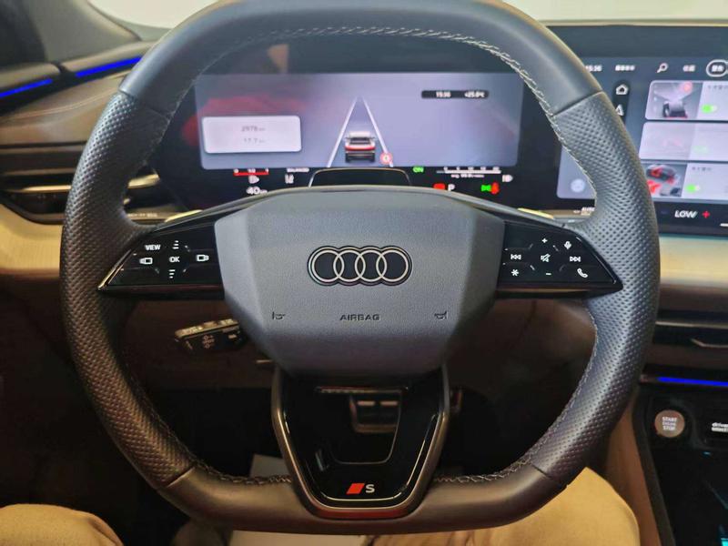 Audi Q5L, 2025 — фото 10 из 12
