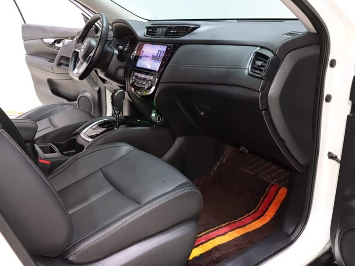 Nissan X-Trail, 2023 — фото 8 из 9