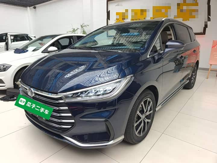 BYD Song Max Hybrid, 2022 — фото 2 из 9