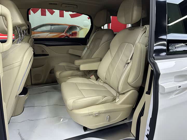 Buick GL8 ES, 2024 — фото 9 из 9