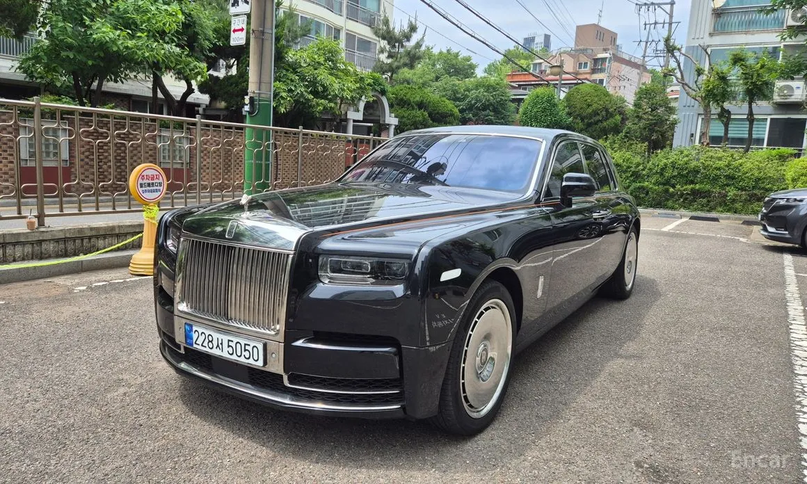 Rolls-Royce Phantom, 2023 — купить в Белгороде под ключ