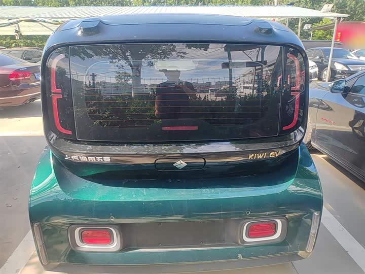 Baojun KiWi EV, 2021 — фото 6 из 9