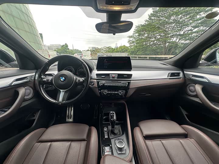 BMW X2, 2022 — фото 8 из 9