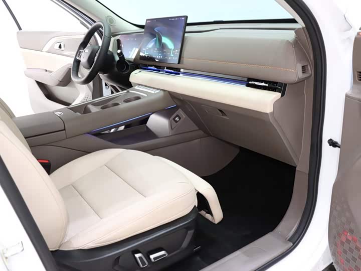 Haval H6L, 2025 — фото 8 из 9