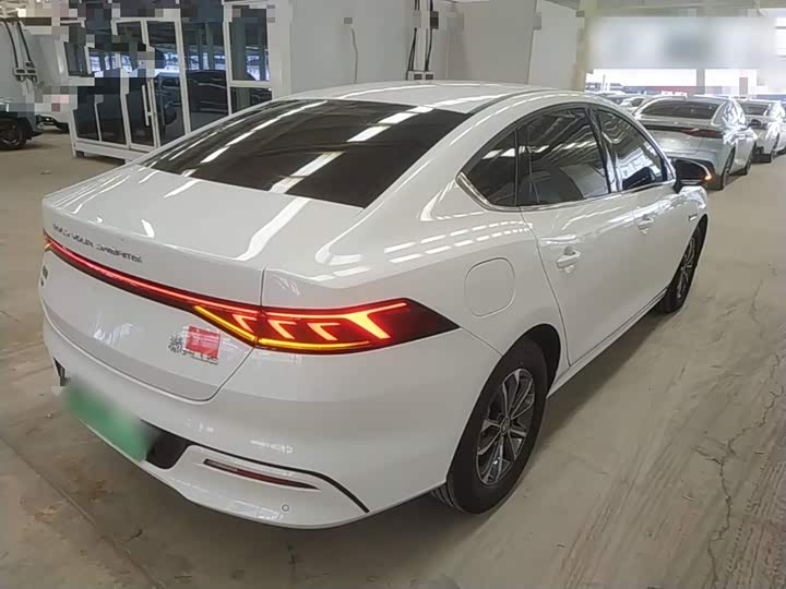 BYD Qin Plus, 2025 — фото 7 из 9